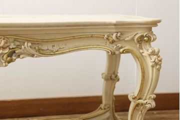 中古　イタリア高級家具　SILIK(シリック)　ロココ調　優雅で上品な空間づくりにぴったりなセンターテーブル(ローテーブル、ソファテーブル、リビングテーブル)(定価約42万円)(R-060731)
