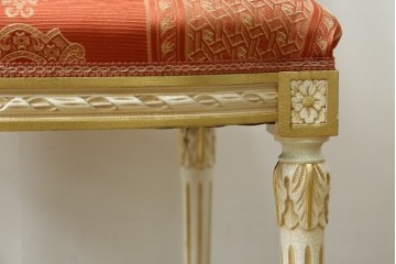 中古　超美品　イタリア高級家具　Mario Colciago&Figli(マリオ・コルチャゴ)　ロココ調　空間を華やかに彩るエレガントなダイニングチェア　定価約24万円　(R-060739)