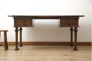 イギリスビンテージ　高級品　ARS LIGNI　マホガニー材製の贅沢なアンティーク調デスク(テーブル、ワークデスク、在宅ワーク、在宅用、ヴィンテージ)(R-060744)