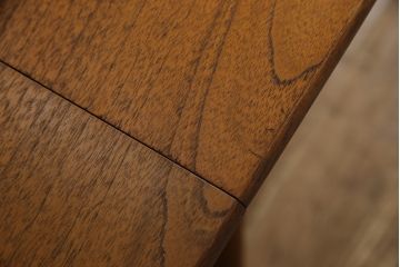 北欧ビンテージ　デンマーク　チーク材　すっきりとした佇まいが魅力的なエクステンションテーブル(ヴィンテージ、ダイニングテーブル、4人掛け、6人掛け、8人掛け、伸長式、食卓、作業台)(R-060746)