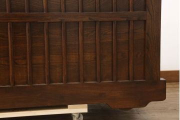 中古　特注品　車箪笥風希少デザインのカウンターテーブル(囲炉裏テーブル、長火鉢、木製火鉢、ダイニングテーブル、4人掛け、6人掛け、食卓)(R-060772)