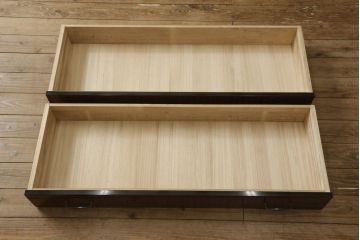 中古　美品　最高級!!　讃岐漆芸　蒟醤(きんま)塗り　緻密なデザインの絵柄が見事な着物箪笥(衣装箪笥、収納箪笥、和タンス、引き出し)(定価約200万円)(R-060773)