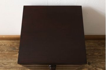 中古　美品　大阪唐木指物　総漆塗り　紫檀(シタン)　和モダンな空間づくりに取り入れやすい六段小引き出し(小物収納、卓上箪笥、チェスト)(R-060776)
