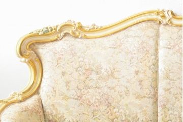 中古　イタリア高級家具　SILIK(シリック)　ロココ調　優雅な空間を演出する3人掛けソファ(三人掛けソファ、3P、アームソファ)(定価約90万円)(R-060779)