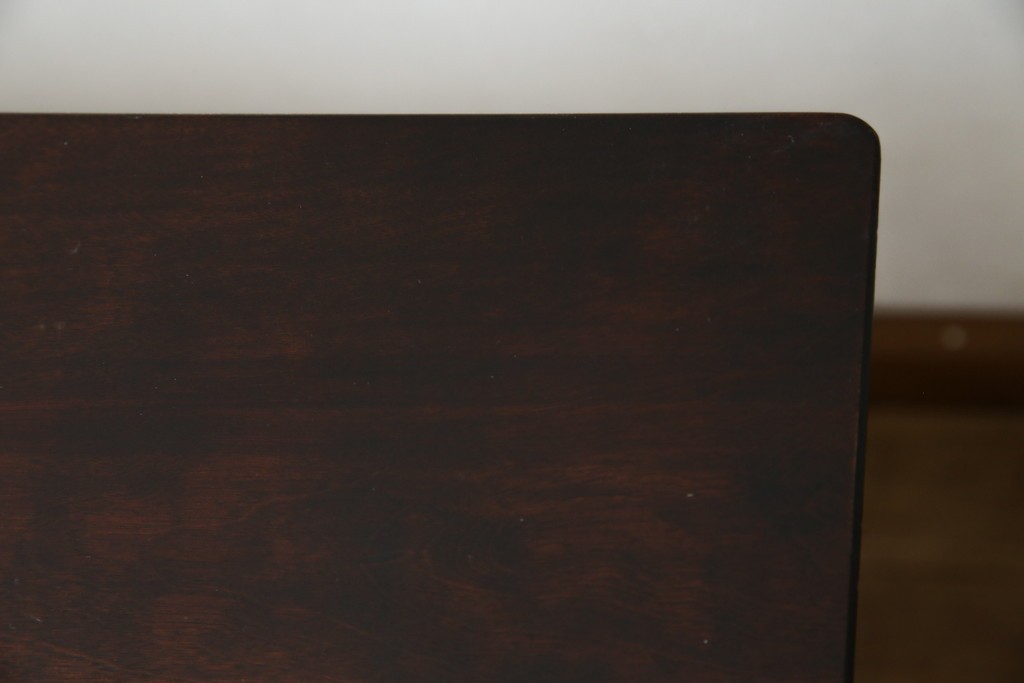 和製ヴィンテージ　松本民芸家具　シンプルなデザインが和モダンの空間に取り入れやすいダイニングテーブル　(R-060780)