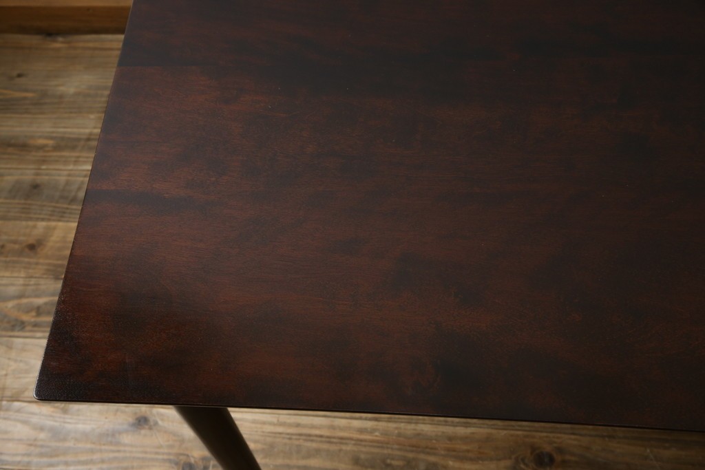 和製ヴィンテージ　松本民芸家具　シンプルなデザインが和モダンの空間に取り入れやすいダイニングテーブル　(R-060780)