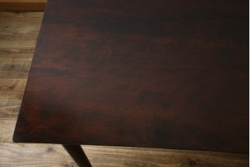 和製ヴィンテージ　松本民芸家具　シンプルなデザインが和モダンの空間に取り入れやすいダイニングテーブル　(R-060780)