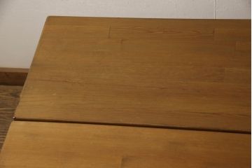 北欧ビンテージ　希少　フィンランド　ラウカン・プー社製(Laukaan puu)オリジナル　ピルッカテーブル(pirkka)　イルマリ・タピオヴァーラ(Ilmari Tapiovaara)デザイン　サイズ1200　パイン材のダイニングテーブル(2人掛け、4人掛け、食卓、ヴィンテージ)(R-060784)