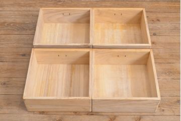 中古　美品　最高級　漆塗り　総欅(ケヤキ)材　指物　工芸家具　引出し内部桐材　杢目が魅力的な猫脚サイドボード(サイドキャビネット、戸棚、収納棚)(定価推定約150万円)(R-060787)