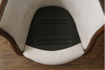 中古　美品　HALO(ハロ)　ハラコ　空間づくりのアクセントにぴったりなラウンジチェア(1人掛けソファ、アームチェア、椅子、イス)(R-060797)