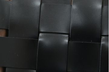 中古　美品　arflex(アルフレックス)　TINA 10(ティナ)　編み込みのデザインが目を惹くワイドアームチェア2脚セット(ダイニングチェア、椅子、イス)(2脚定価約46万円)(R-060799)