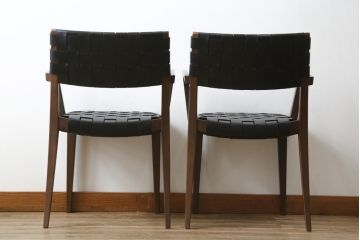 中古　美品　arflex(アルフレックス)　TINA 10(ティナ)　編み込みのデザインが目を惹くワイドアームチェア2脚セット(ダイニングチェア、椅子、イス)(2脚定価約46万円)(R-060799)