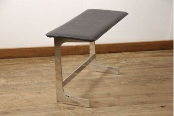 中古　美品　arflex(アルフレックス)　BRERA(ブレラ)　Sergio Brioschi(セルジオ・ブリオスキ)　スタイリッシュなシルエットが美しいテーブル(コンソールテーブル、サイドテーブル、サービステーブル)(定価約30万円)(R-060803)