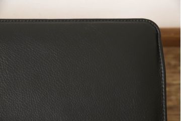 中古　美品　arflex(アルフレックス)　BRERA(ブレラ)　Sergio Brioschi(セルジオ・ブリオスキ)　スタイリッシュなシルエットが美しいテーブル(コンソールテーブル、サイドテーブル、サービステーブル)(定価約30万円)(R-060803)