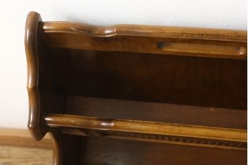 中古　オールドカリモク(karimoku)　和洋どちらのインテリアにも合わせやすい2段マガジンラック(本立て)(R-060804)