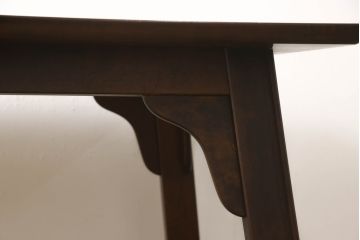 和製ビンテージ　北海道民芸家具　脚のデザインがおしゃれなダイニングテーブル(定価約18万円)(食卓、ヴィンテージ、4人掛け、2人掛け)(R-060806)
