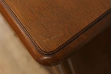 中古　美品　DREXEL HERITAGE(ドレクセルヘリテイジ)　Touraine(ツーレイン)　マホガニー材製の贅沢なアンティーク調チェスト(引き出し)(R-060808)