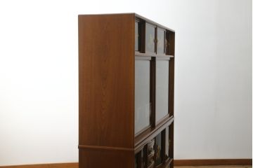 和製ビンテージ　高級工芸家具　蒔絵師　長谷川雅英　欅(ケヤキ)材　六尺　気品溢れる蒔絵や金具が美しい茶箪笥(キャビネット、茶棚、食器棚、収納棚、ヴィンテージ)(R-060821)
