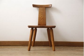中古　美品　岩手県岩泉・純木家具　栓材　摺り漆(すりうるし)　心地よい木の風合いが魅力的なダイニングチェア(アームレスチェア、板座チェア、椅子、イス)(R-060824)