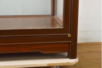 和製ビンテージ　国産指物　花梨(カリン)材　艶やかな木肌が上品な雰囲気を醸し出す高級ガラスケース(ヴィンテージ、ショーケース、飾り棚、陳列棚、ガラス棚、キャビネット)(R-060827)