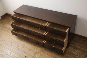 中古　岩谷堂箪笥　凝ったつくりの金具が和の雰囲気を高めるテレビ台(ローボード、AVボード、衣装箪笥、収納箪笥、和タンス、引き出し)(R-060834)