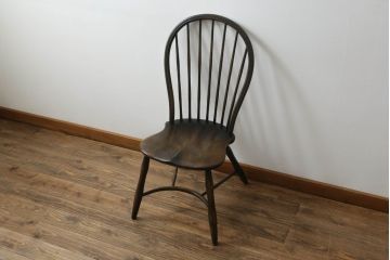 中古　飛騨産業　PROVINCIAL(プロヴィンシャル・プロビンシャル)　キツツキ　オーク材　背板のデザインがおしゃれなボウバックチェア(ウィンザーチェア、板座チェア、ダイニングチェア、椅子、イス、ウインザーチェア)(定価約15万円)(R-060839)
