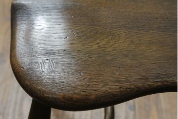 中古　飛騨産業　PROVINCIAL(プロヴィンシャル・プロビンシャル)　キツツキ　オーク材　背板のデザインがおしゃれなボウバックチェア(ウィンザーチェア、板座チェア、ダイニングチェア、椅子、イス、ウインザーチェア)(定価約15万円)(R-060839)