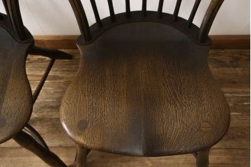 中古　飛騨産業　PROVINCIAL(プロヴィンシャル・プロビンシャル)　キツツキ　オーク材　背板のデザインがおしゃれなボウバックチェア2脚セット(ウィンザーチェア、板座チェア、ダイニングチェア、椅子、イス、ウインザーチェア)(2脚で定価約30万円)(R-060840)
