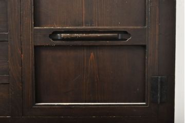 和製アンティーク　檜(ヒノキ)材　経年により深みを増した木色が趣のある重ね収納箪笥(水屋箪笥、引き出し、キャビネット、戸棚、収納棚)(R-060845)