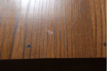 中古　欅(ケヤキ)材　和の趣溢れる文机と小引き出しのセット(座机、ローテーブル、在宅ワーク、デスク、収納)(R-060849)