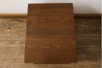 中古　欅(ケヤキ)材　和の趣溢れる文机と小引き出しのセット(座机、ローテーブル、在宅ワーク、デスク、収納)(R-060849)