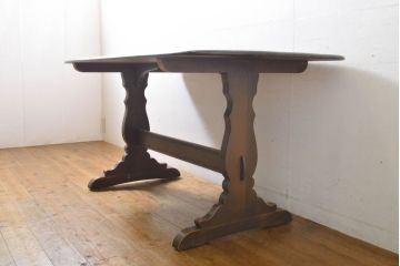 イギリスビンテージ　ERCOL(アーコール)　エルム材　クラシカルな雰囲気漂うダイニングテーブル(ヴィンテージ、4人掛け、6人掛け、食卓、作業台)(R-060852)