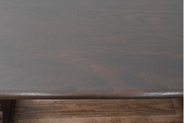 イギリスヴィンテージ　ERCOL(アーコール)　エルム材　クラシカルな雰囲気漂うダイニングテーブル(ヴィンテージ、4人掛け、6人掛け、食卓、作業台)(R-060852)