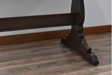 イギリスヴィンテージ　ERCOL(アーコール)　エルム材　クラシカルな雰囲気漂うダイニングテーブル(ヴィンテージ、4人掛け、6人掛け、食卓、作業台)(R-060852)