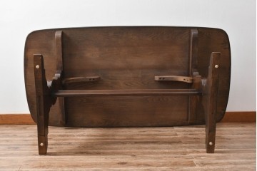 イギリスヴィンテージ　ERCOL(アーコール)　エルム材　クラシカルな雰囲気漂うダイニングテーブル(ヴィンテージ、4人掛け、6人掛け、食卓、作業台)(R-060853)
