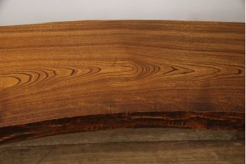 中古　美品　岩手岩泉・純木家具　摺り漆塗り　総欅(ケヤキ)一枚板を贅沢に使用したベンチ(長椅子、椅子、イス、2人掛け、3人掛け)(R-060857)