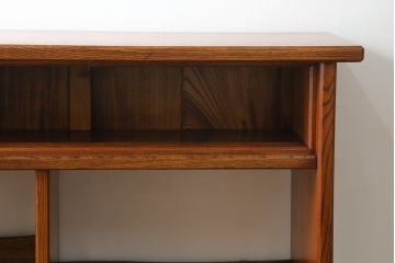 中古　美品　国産　職人手造り　総欅(ケヤキ)無垢材　漆塗り　美しい杢目を堪能できる飾り棚(茶棚、違い棚、収納棚、戸棚)(R-060858)
