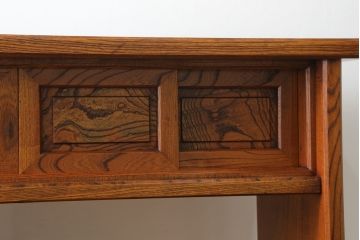中古　美品　国産　職人手造り　総欅(ケヤキ)無垢材　漆塗り　美しい杢目を堪能できる飾り棚(茶棚、違い棚、収納棚、戸棚)(R-060858)