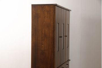 中古　美品　岩手県岩泉・純木家具　セン材無垢　漆塗り　収納力抜群!シンプルなデザインの二段重ね食器棚(戸棚、収納棚、キャビネット)(定価約90万円)(R-060860)