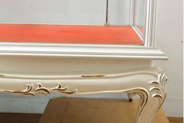 中古　希少デザイン　スチール製　イタリア　ロココ調では珍しい横長ガラスケース(ショーケース、飾り棚、陳列棚、キャビネット、店舗什器)(R-060861)