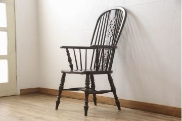 和製ビンテージ　松本民芸家具　#44A型　洋風のクラシカルなデザインが美しいウィンザーチェア(ヴィンテージ、アームチェア、板座チェア、ダイニングチェア、椅子、イス、ウインザーチェア)(定価約18万円)(R-060866)