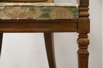 中古　DREXEL HERITAGE(ドレクセルヘリテイジ)　Cameo Classics(キャメオクラシックス)　格調高い雰囲気が魅力のマホガニー製アームチェア(イス、椅子、ダイニングチェア)(定価約35万円)(R-060870)
