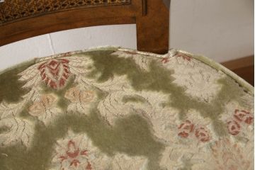 中古　DREXEL HERITAGE(ドレクセルヘリテイジ)　Cameo Classics(キャメオクラシックス)　格調高い雰囲気が魅力のマホガニー製アームチェア(イス、椅子、ダイニングチェア)(定価約35万円)(R-060872)