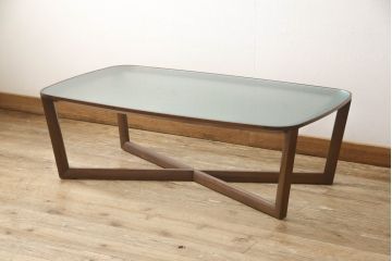 中古　美品　カリモク家具(karimoku)　domani(ドマーニ)　Excel-Life(エクセルライフ)　シンプルながらも木工技術の光るフレームがおしゃれなリビングテーブル(センターテーブル、ローテーブル)(R-060875)