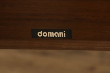 中古　美品　カリモク家具(karimoku)　domani(ドマーニ)　Excel-Life(エクセルライフ)　シンプルながらも木工技術の光るフレームがおしゃれなリビングテーブル(センターテーブル、ローテーブル)(R-060875)