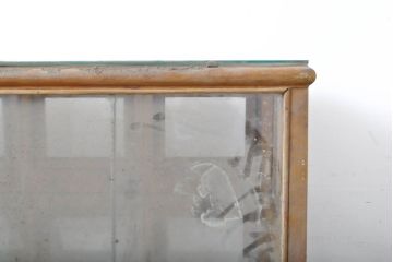 和製アンティーク　ナラ材　パタパタ扉　マス目タイプのレトロなガラスケース(ショーケース、陳列棚、店舗什器)(R-060878)