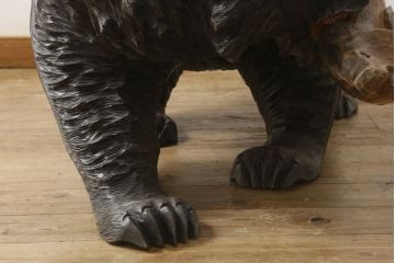 和製アンティーク　上西作　作家物　超特大　まるで本物!!　毛流れや鱗に至るまでとにかく彫りが良い!!　木彫りの熊(置物、置き物、ディスプレイ)(R-060882)