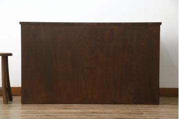 中古　美品　岩谷堂箪笥　天板リメイク　存在感のある金具が和の趣あふれる衣装箪笥(和タンス、引き出し、リビングボード)(R-060884)