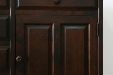 中古　北海道民芸家具　落ち着いた空間づくりにおすすめのサイドボード　(R-060886)