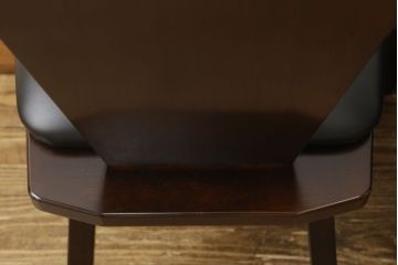 中古　美品　星野民芸(星野民藝)　個性的なデザインが存在感を放つダイニングチェア2脚セット(椅子、イス)(R-060888)